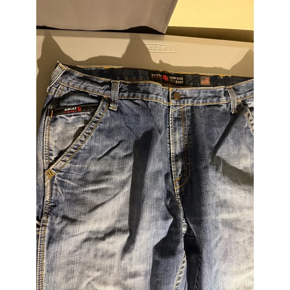 Ariat FR M4 Low Rise Boot Cut Mens Work Pants Blue Denim‎ Jeans 40x34 10017262